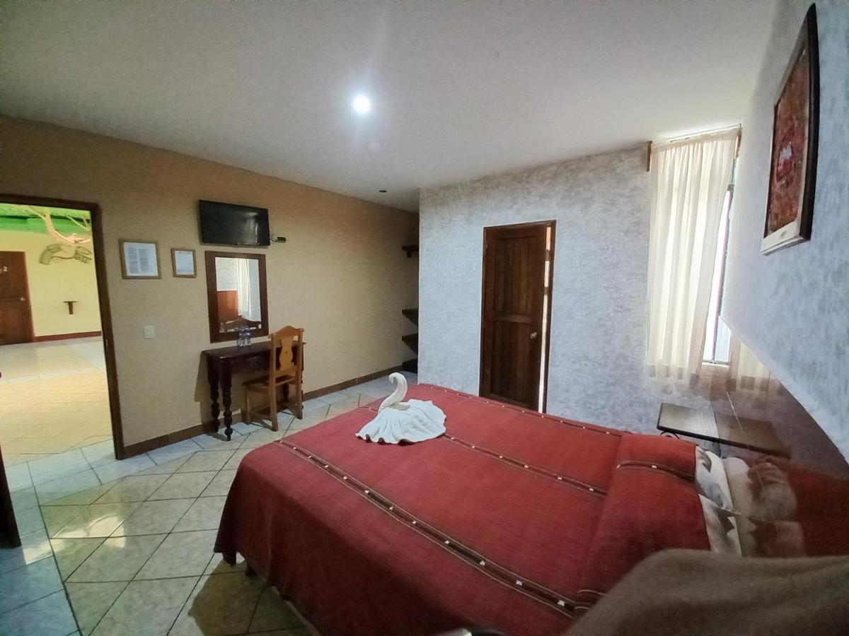 Hotel Nakbe Atitlan Panajachel Buitenkant foto
