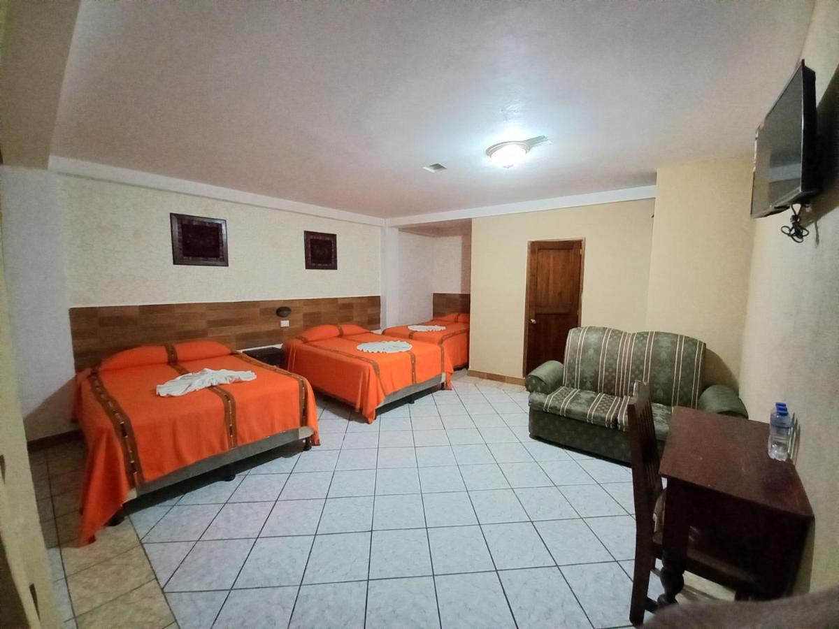 Hotel Nakbe Atitlan Panajachel Buitenkant foto